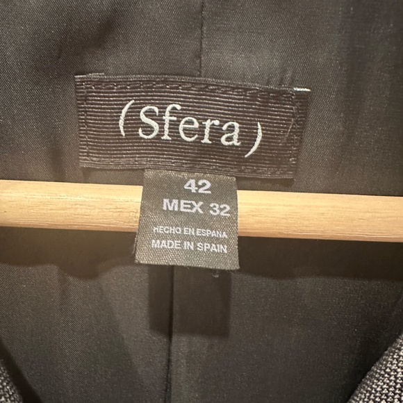 Button Detail Gray Jacket - Picture 3 of 5